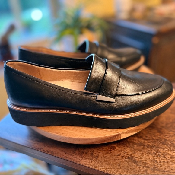 Naturalizer Adaline Leather Loafers / new without box - Picture 1 of 12